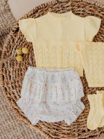 Shorts with floral print Shorts with floral print