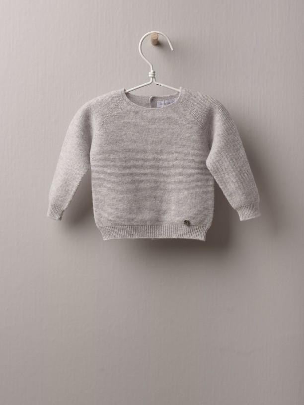 Cashmere knit sweater