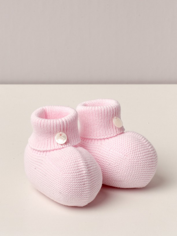 Fine knitted booties