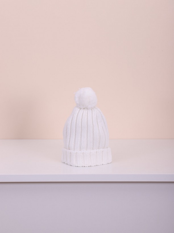 Wool bobble beanie Wool bobble beanie