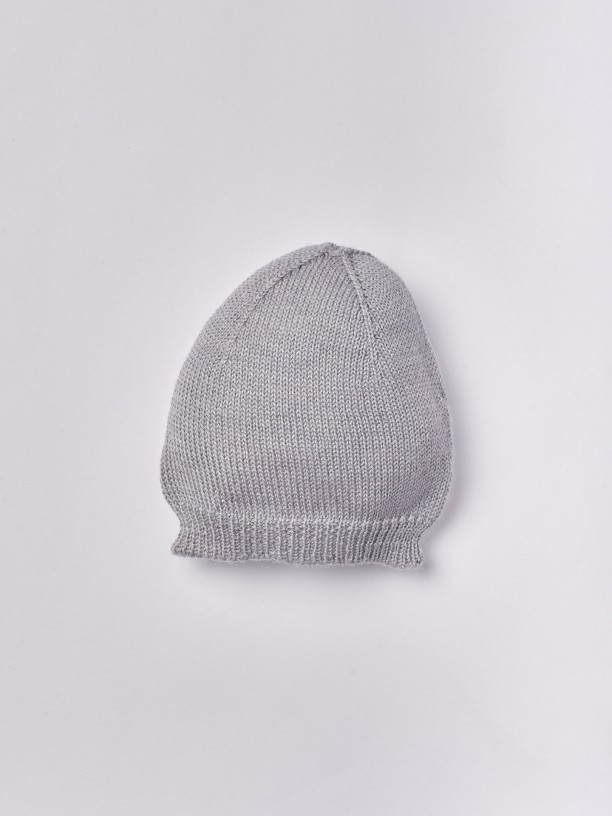 Gorro tricotado em lã Gorro tricotado em lã