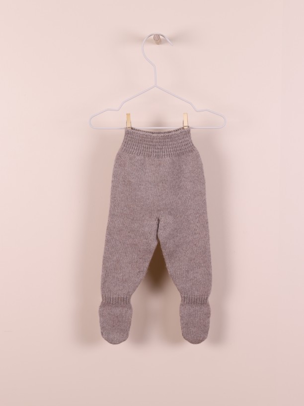 Trousers with feet
