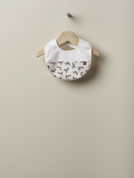 Babete de bebé em algodão