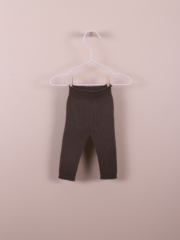 Knitted ribbed trousers