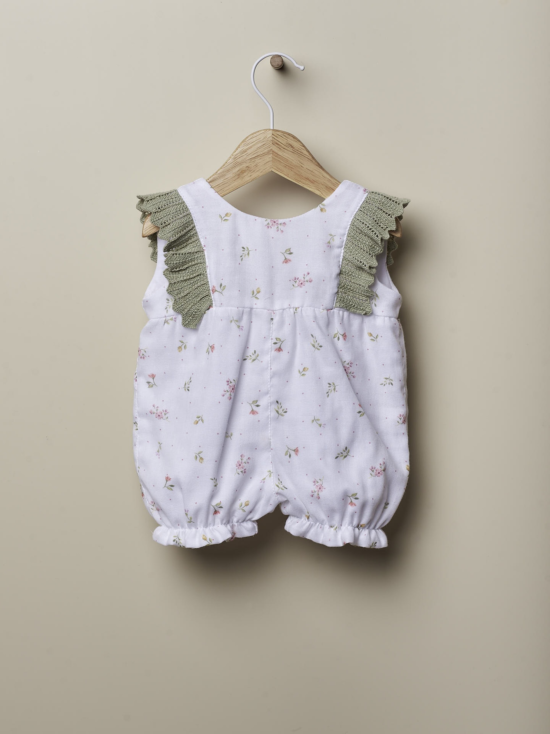 Macacão estampado floral