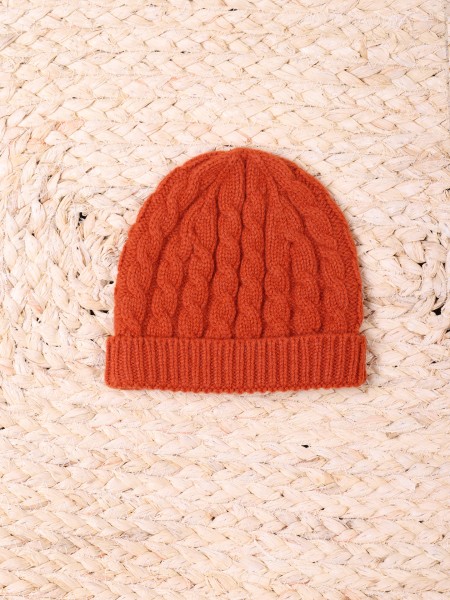 Cable knit beanie