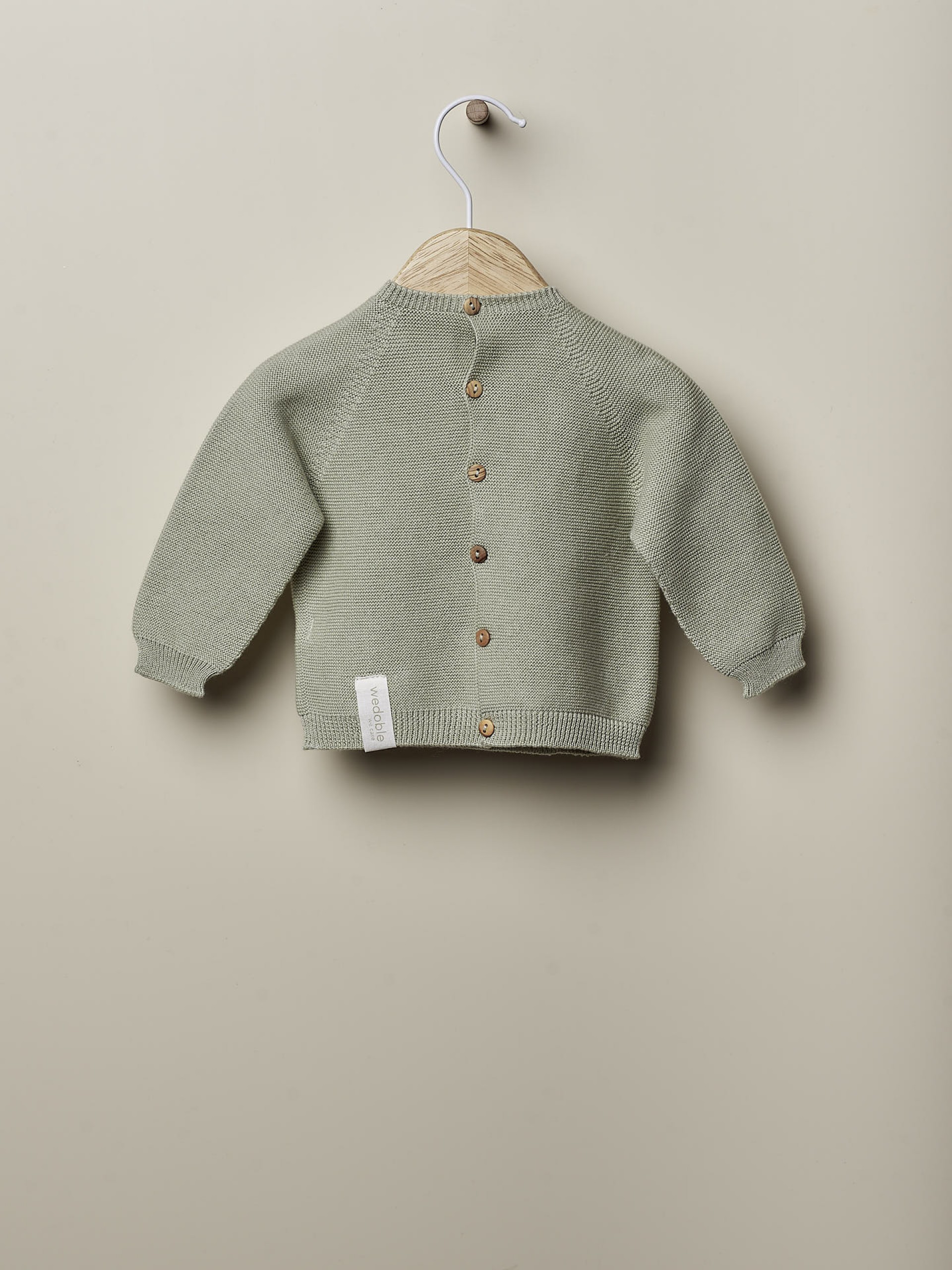 Long-sleeved sweater