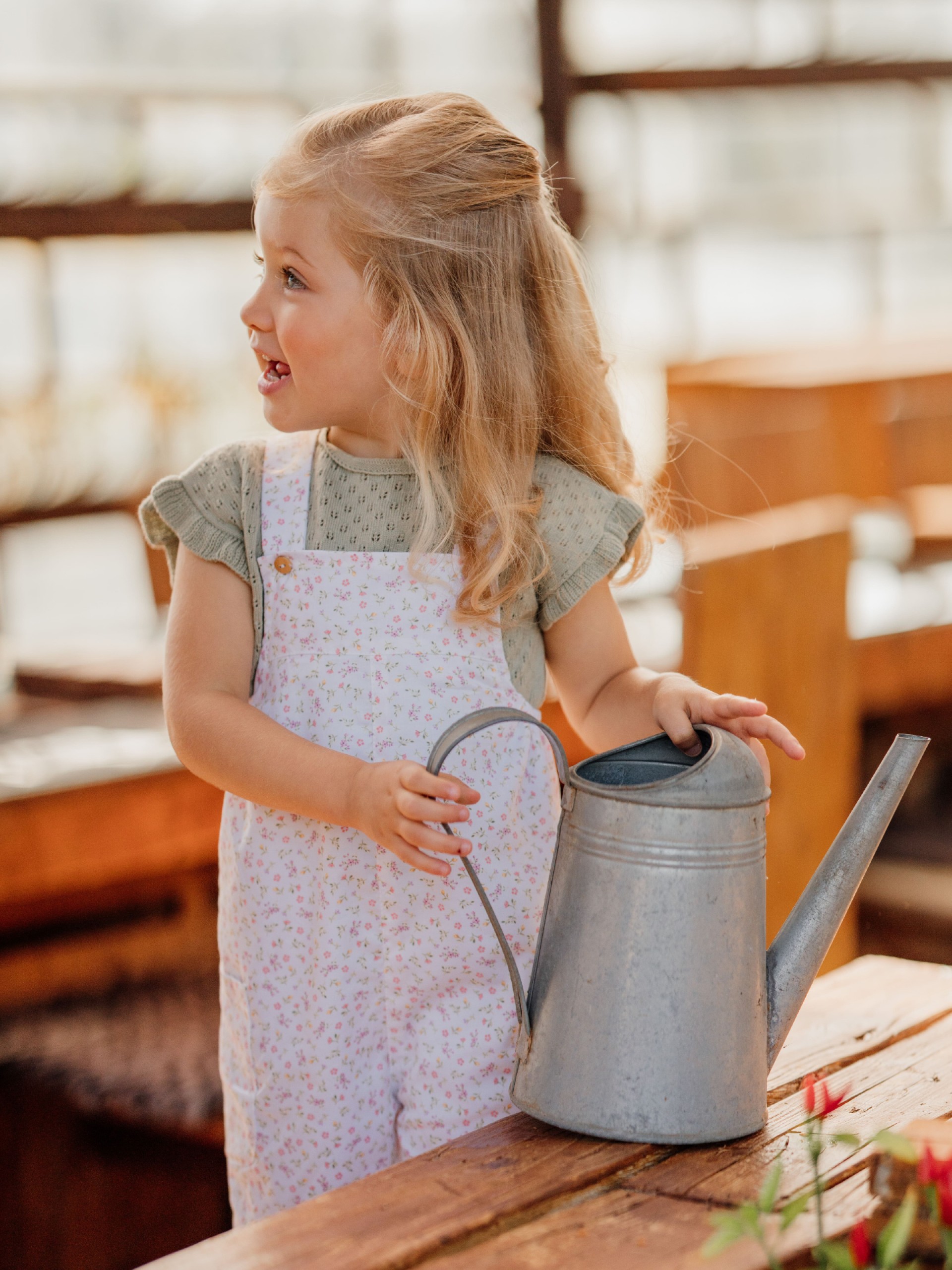 Floral print dungarees