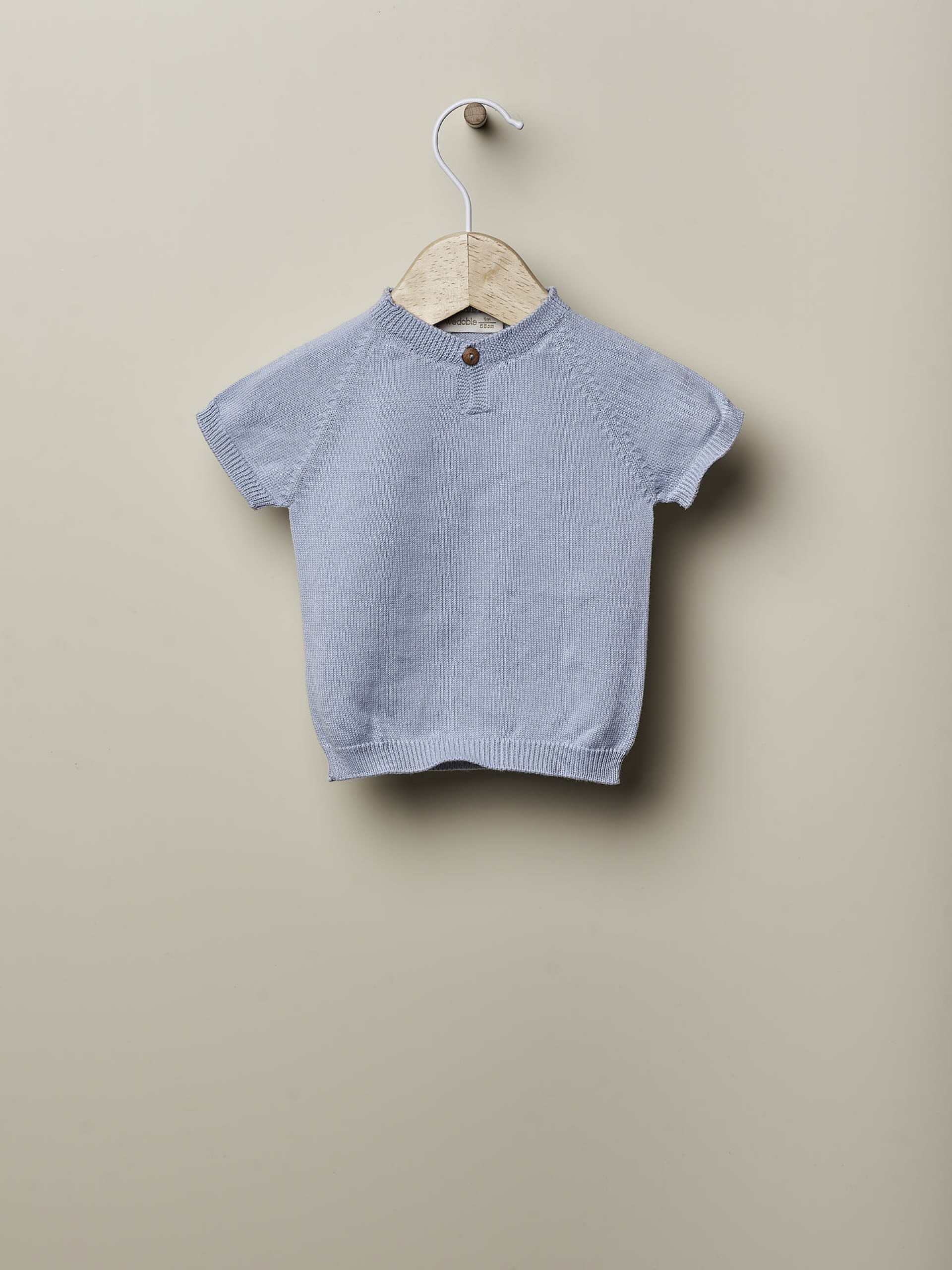 Short-sleeved sweater