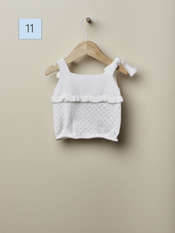 Shoulder straps sweater Shoulder straps sweater