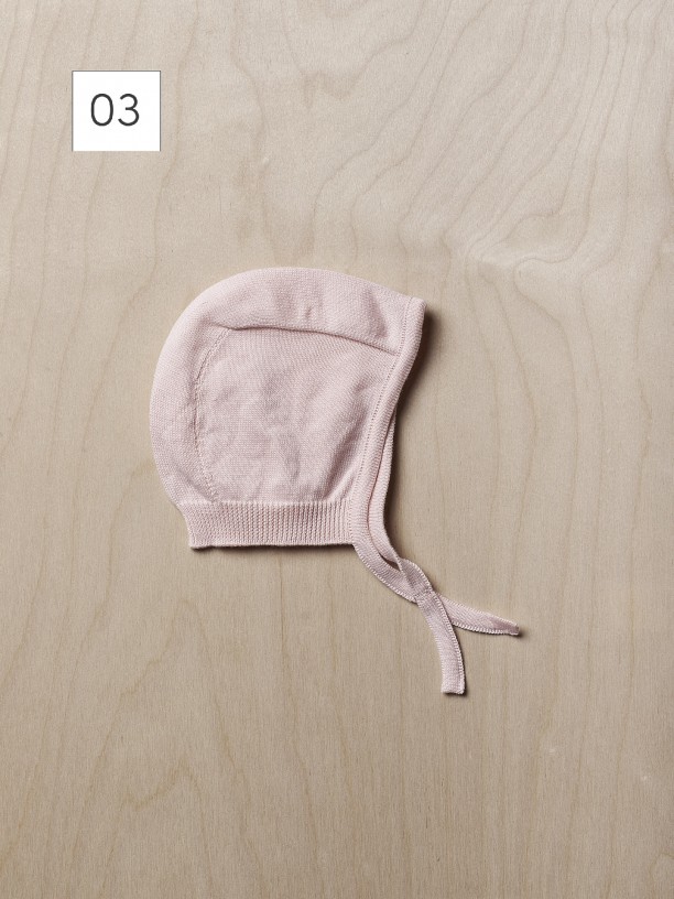 Knitted cotton bonnet