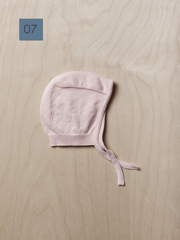 Knitted cotton bonnet Knitted cotton bonnet