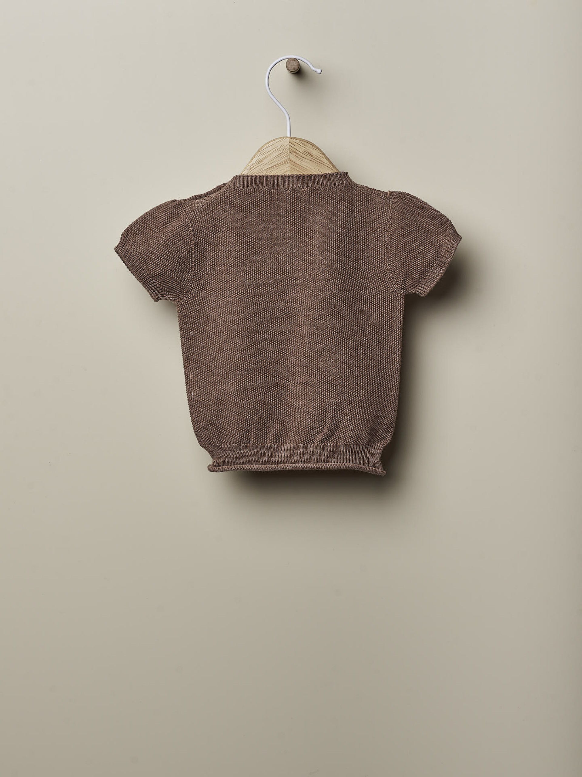 Short-sleeved sweater