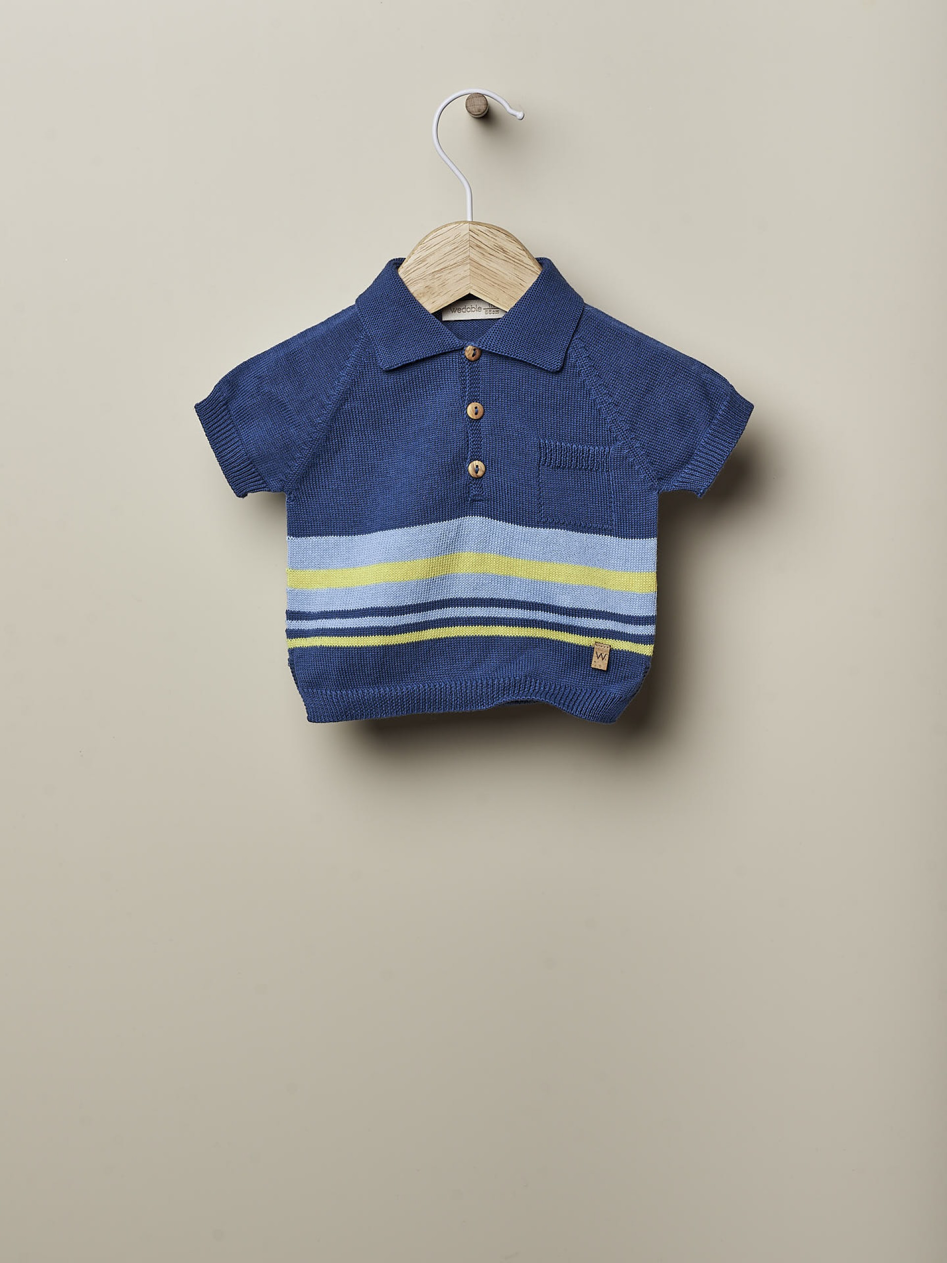 Short-sleeved sweater