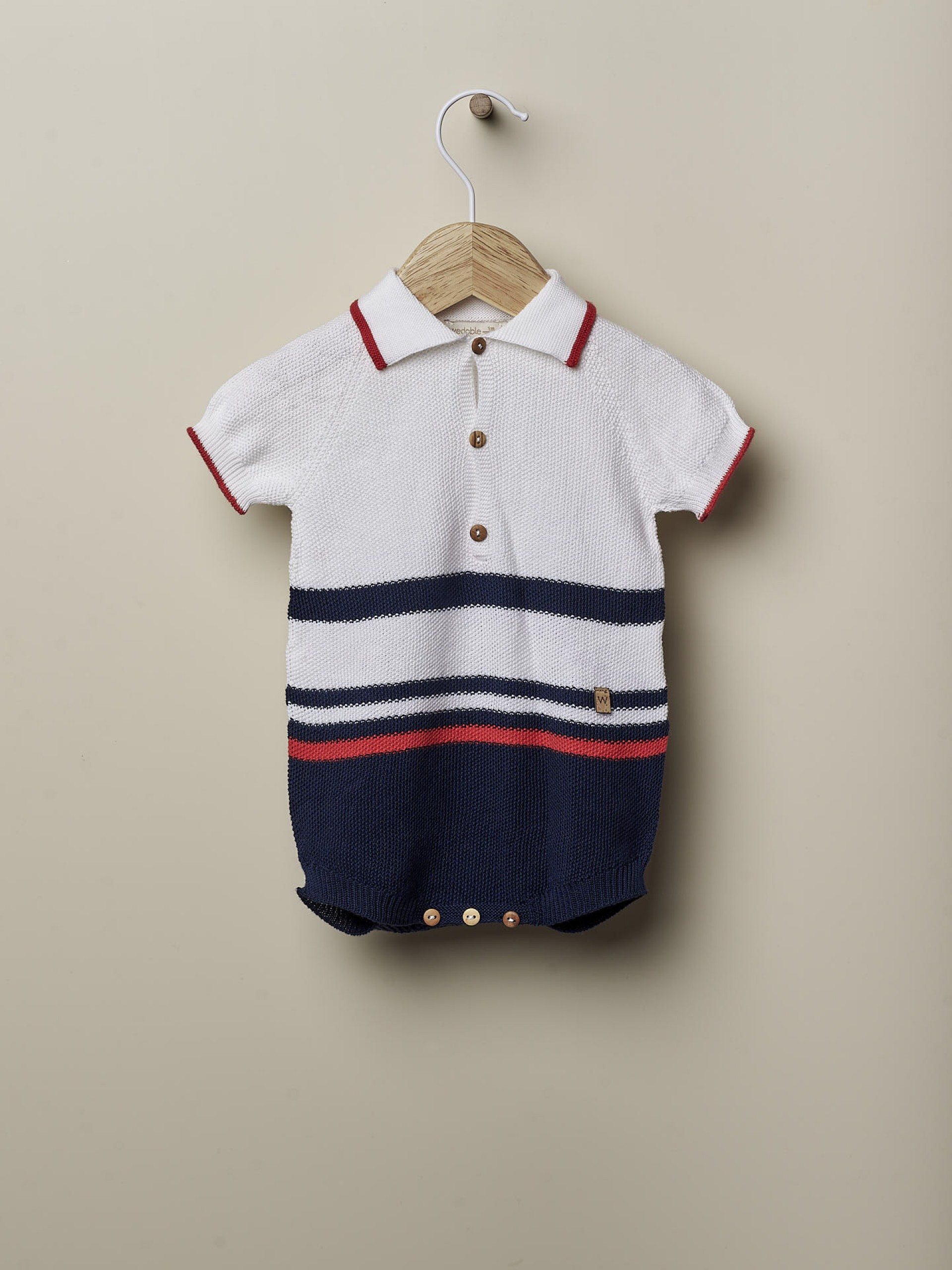 Short-sleeved shortie