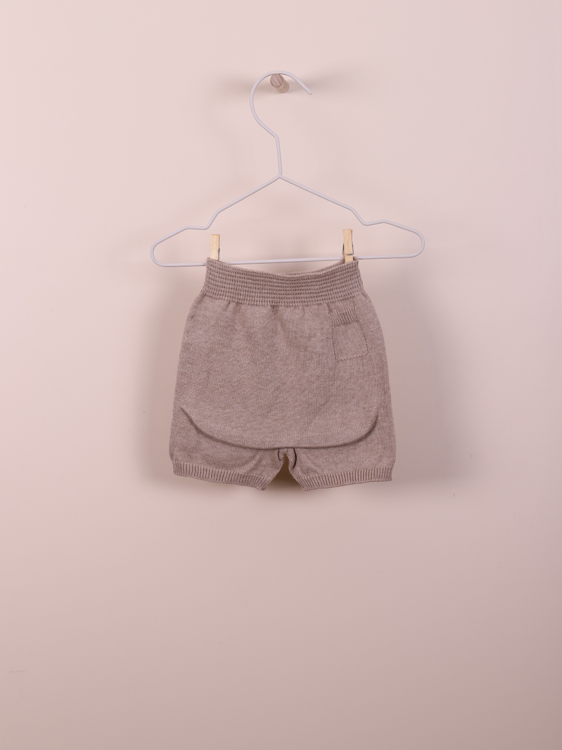 Calções tricotados