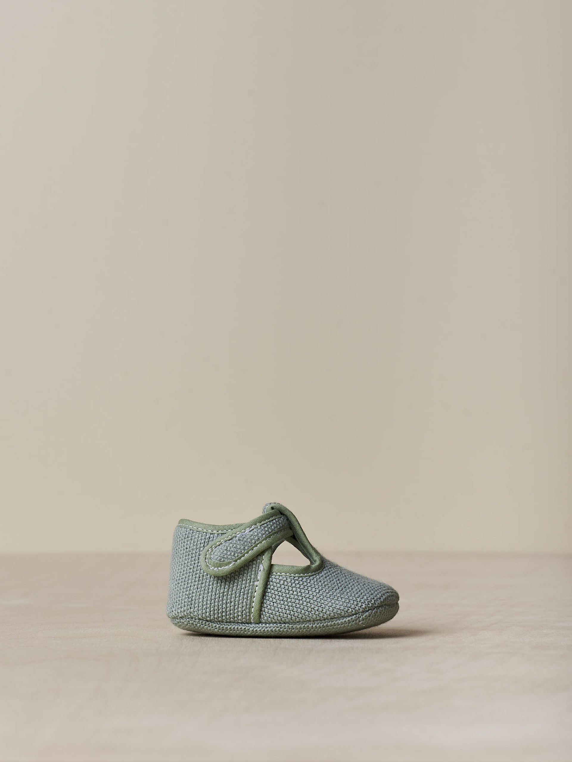 Canvas baby shoes