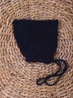 Knitted wool bonnet Knitted wool bonnet