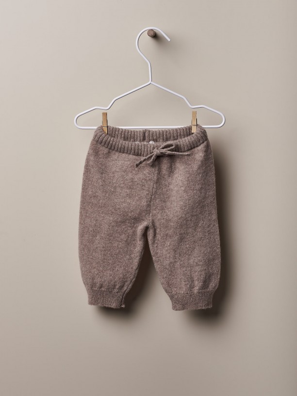 Knitted wool trousers