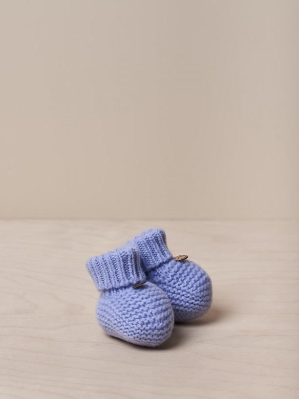 Knitted wool booties