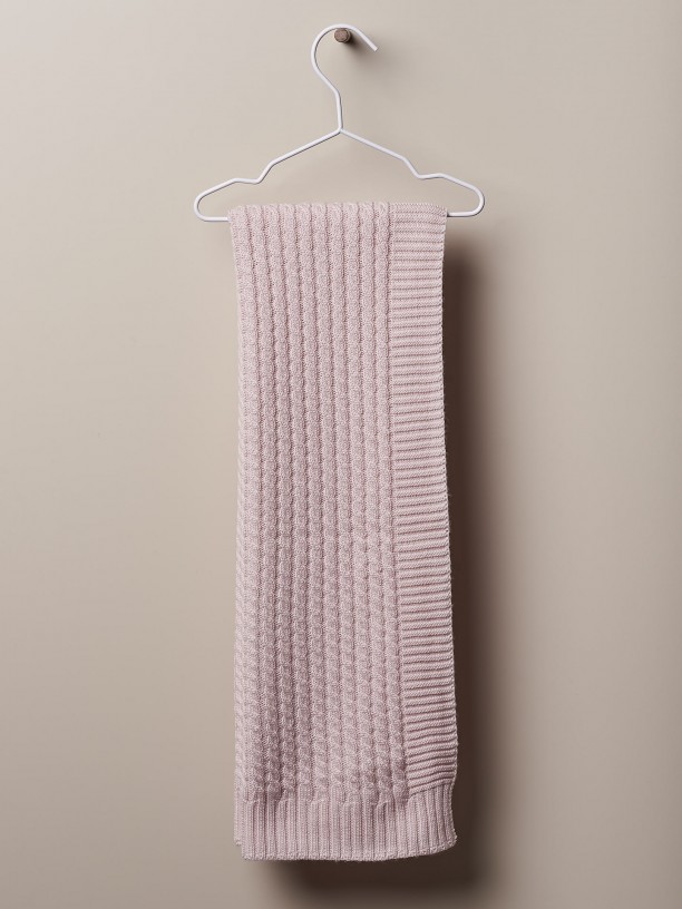 Knitted wool blanket