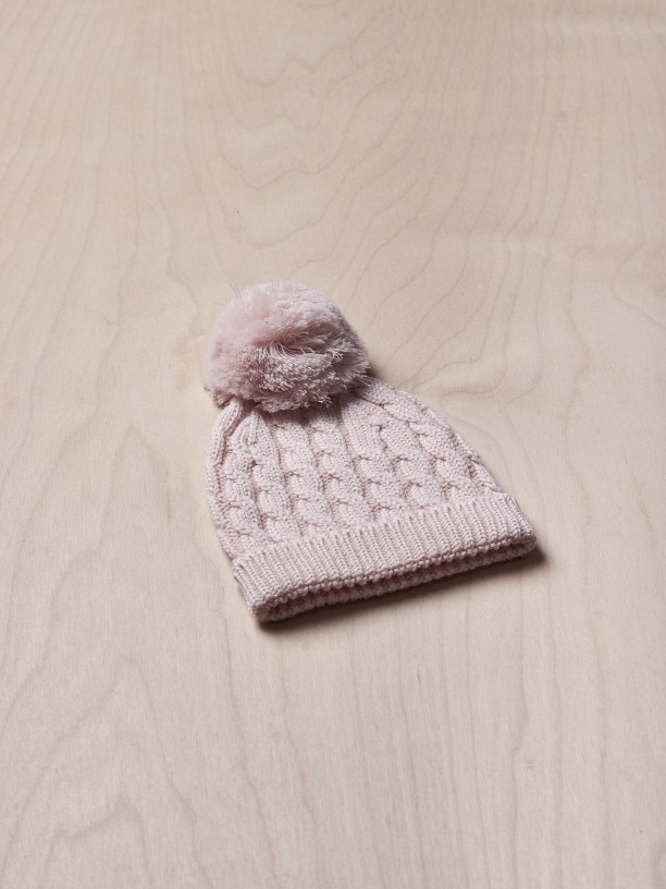 Bobble beanie