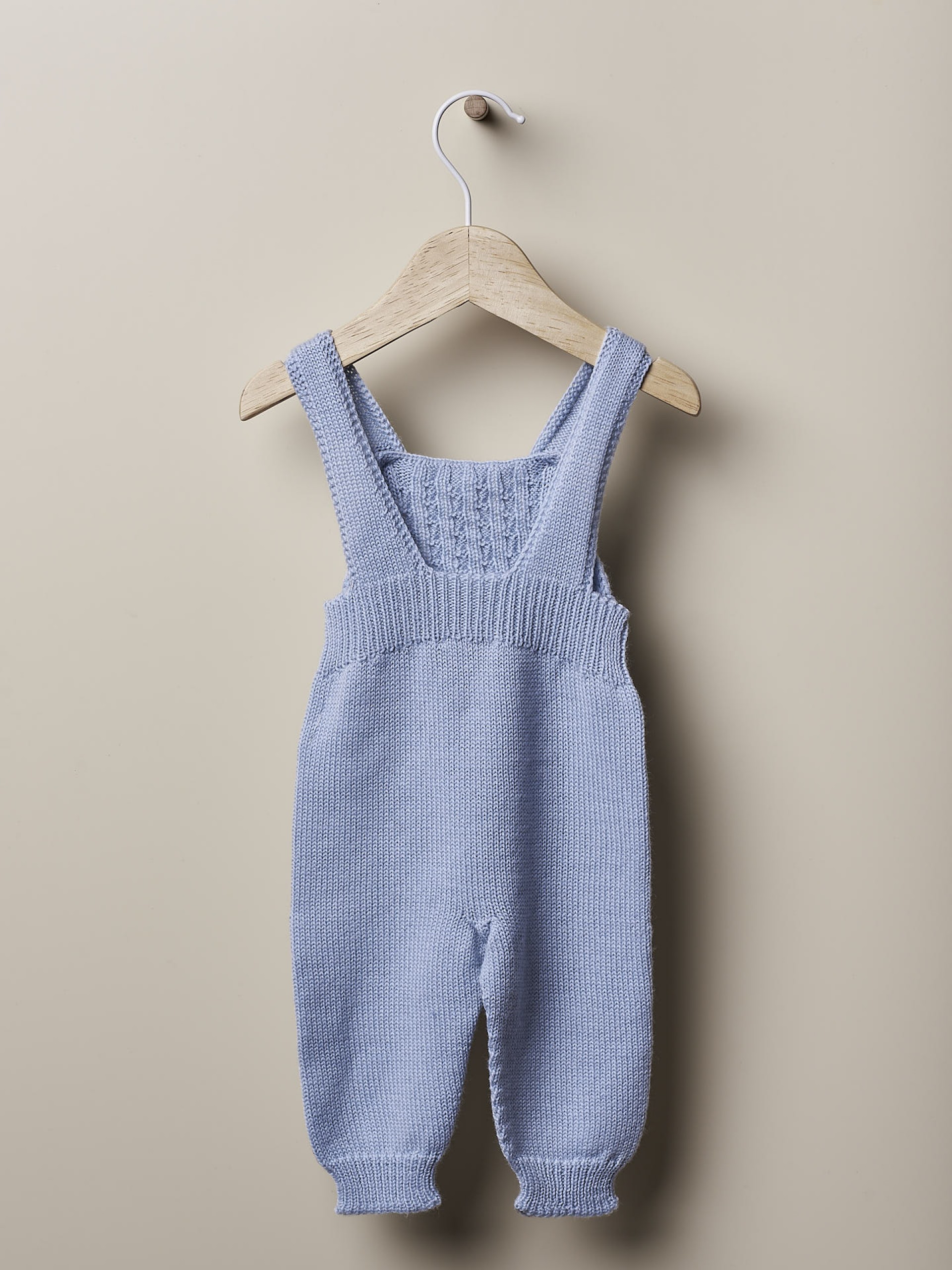 Jardineiras tricotadas lã