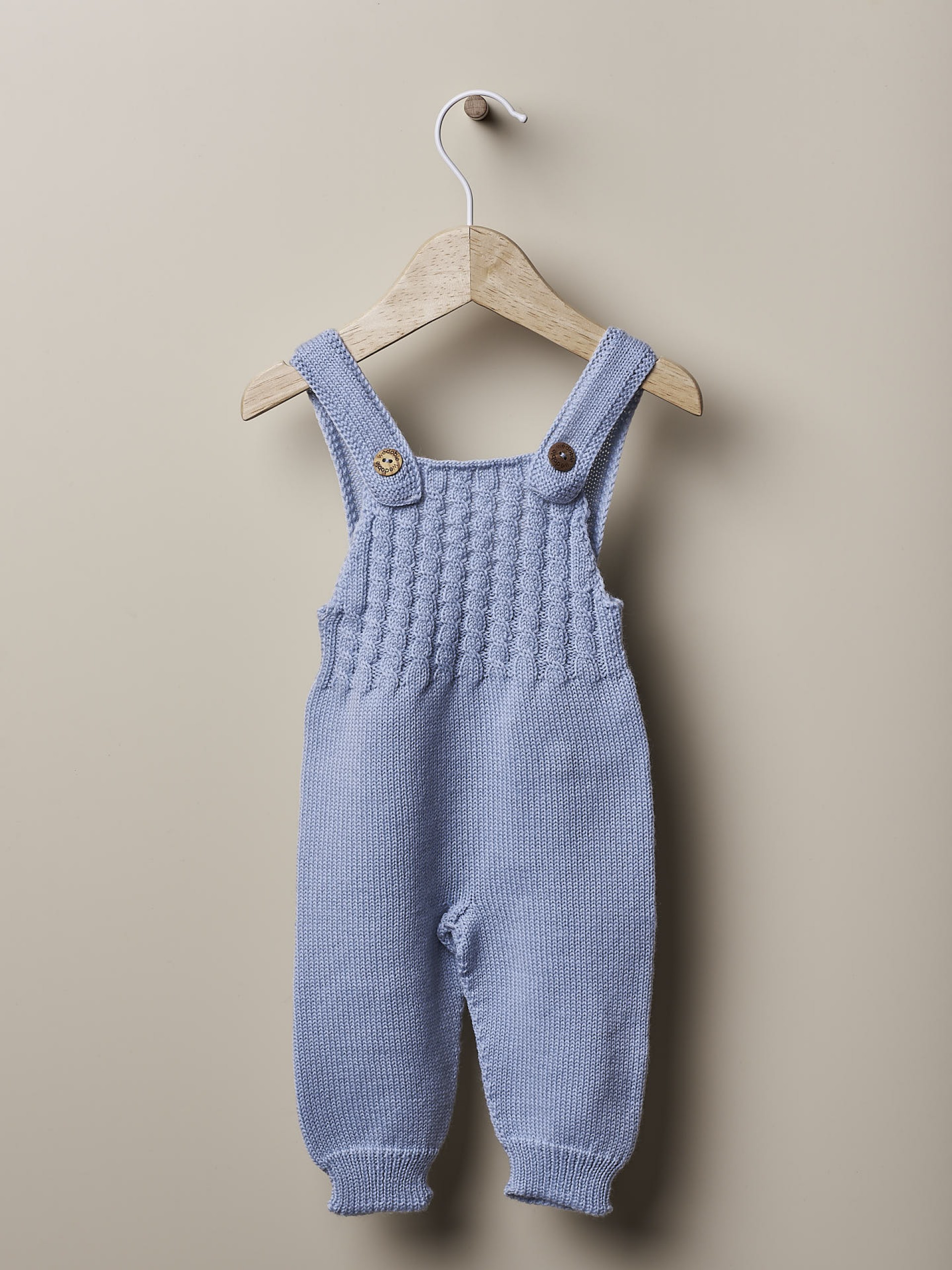 Jardineiras tricotadas lã