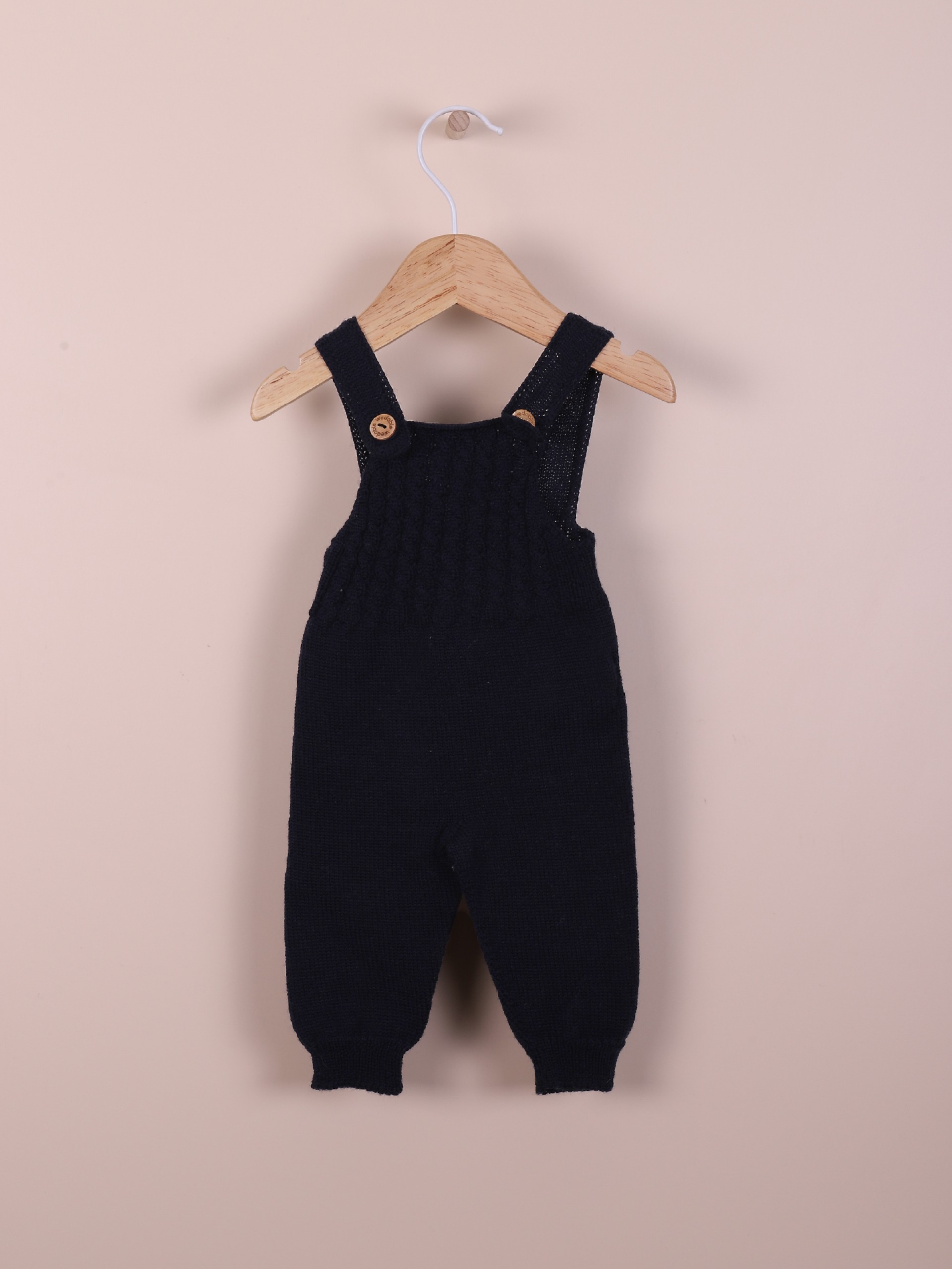 Jardineiras tricotadas lã