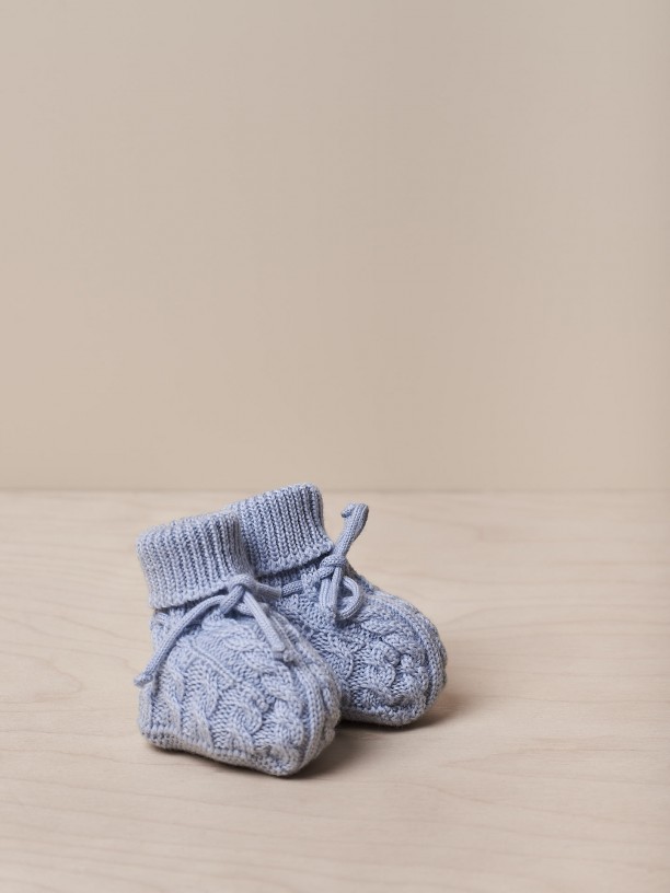 Knitted wool booties