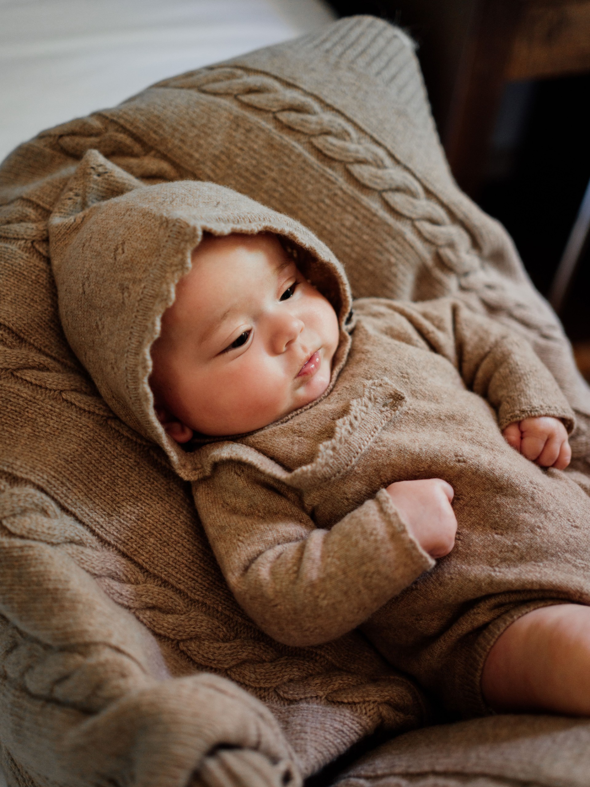 Knitted wool shortie