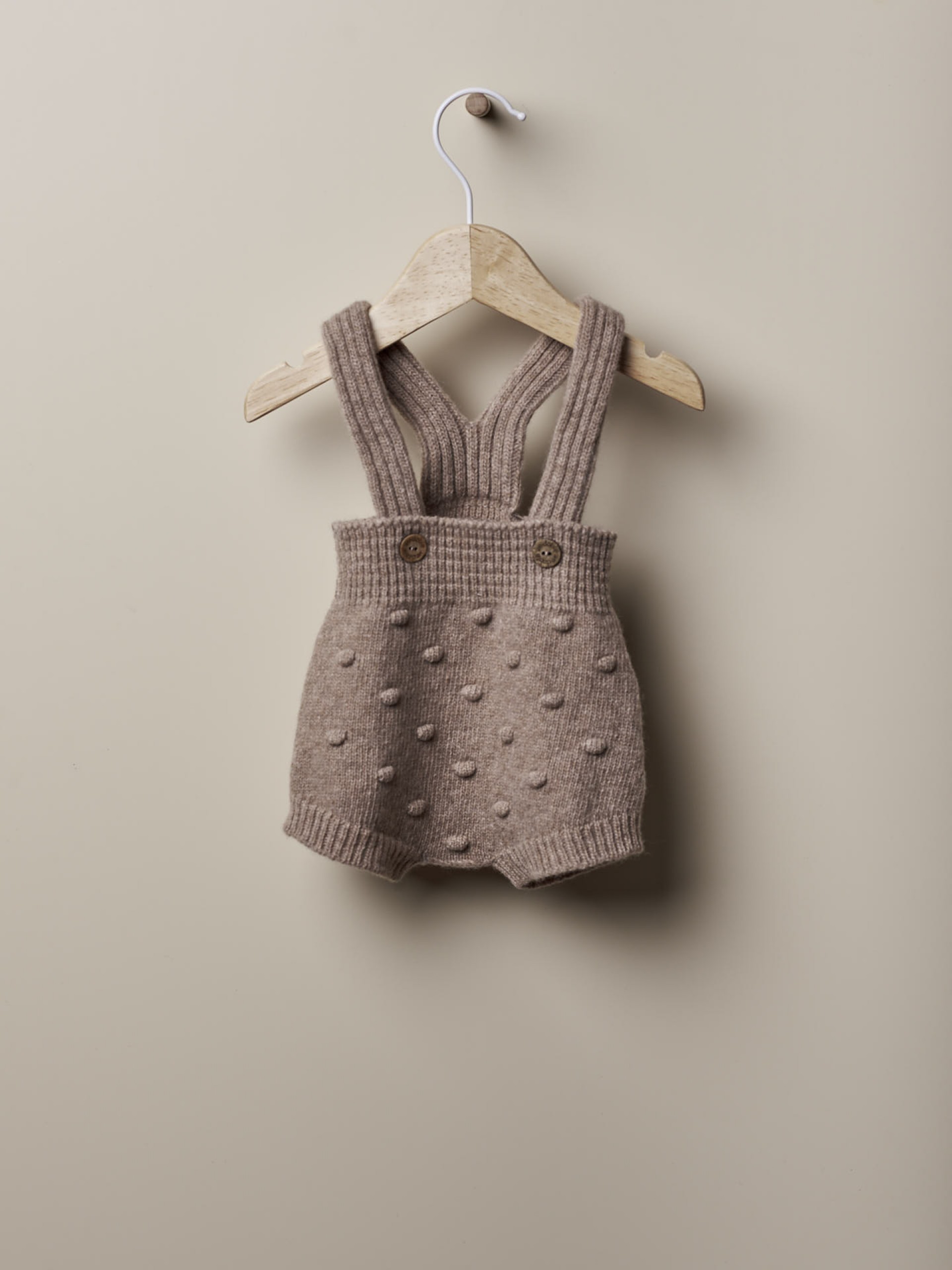 Fofo com alças de lã