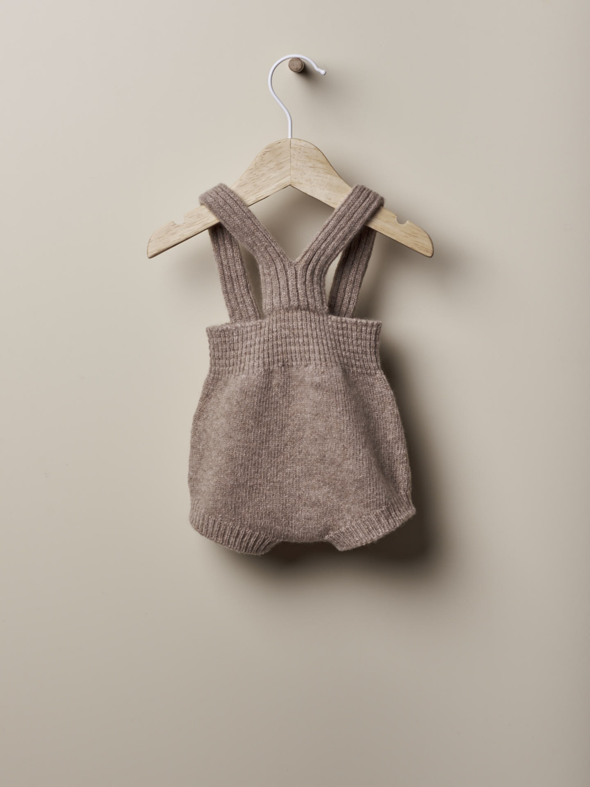 Fofo com alças de lã