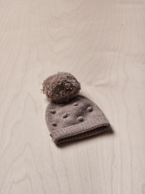 Gorro com pompom de l?