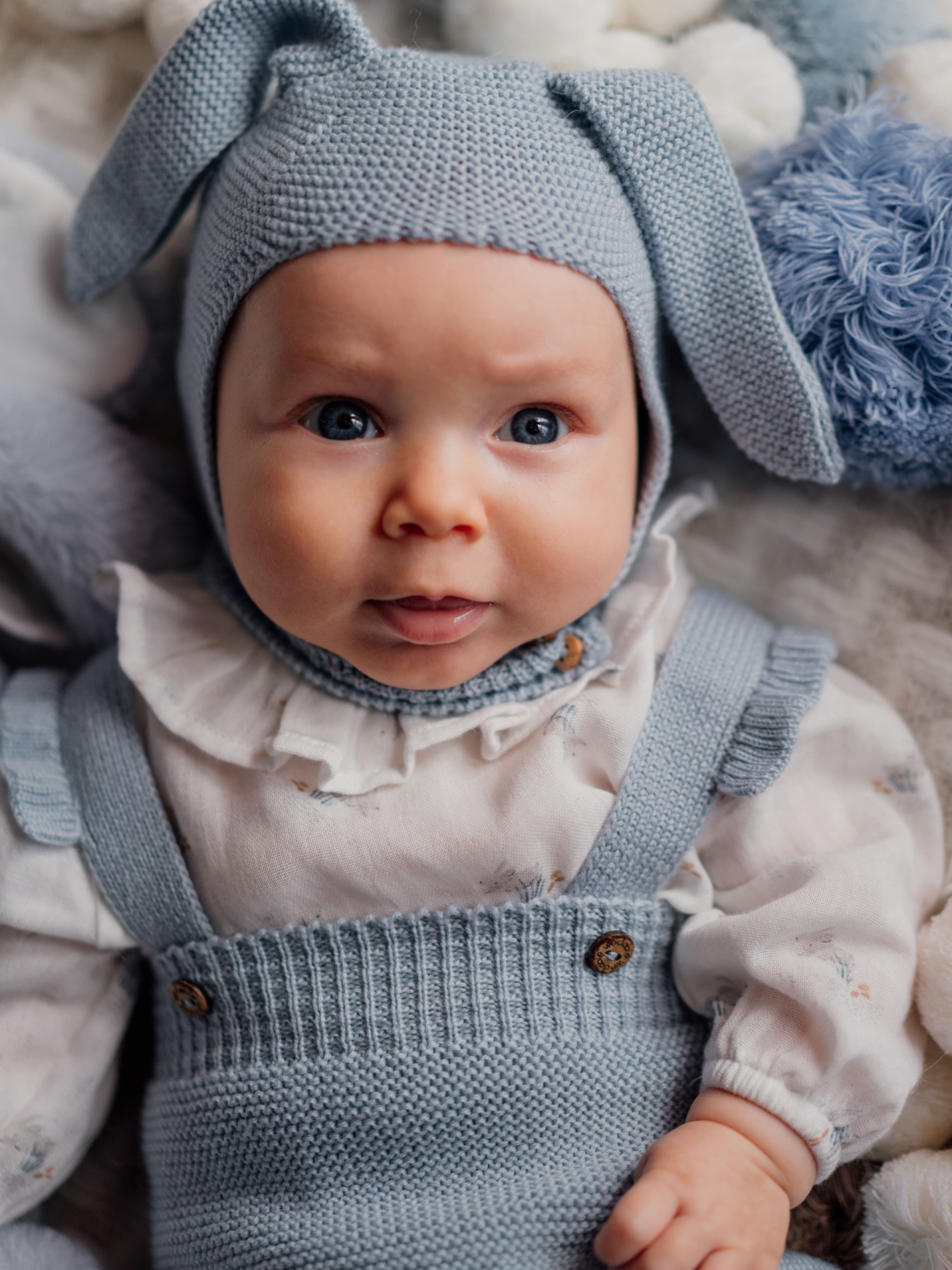 Fofo com alças de lã