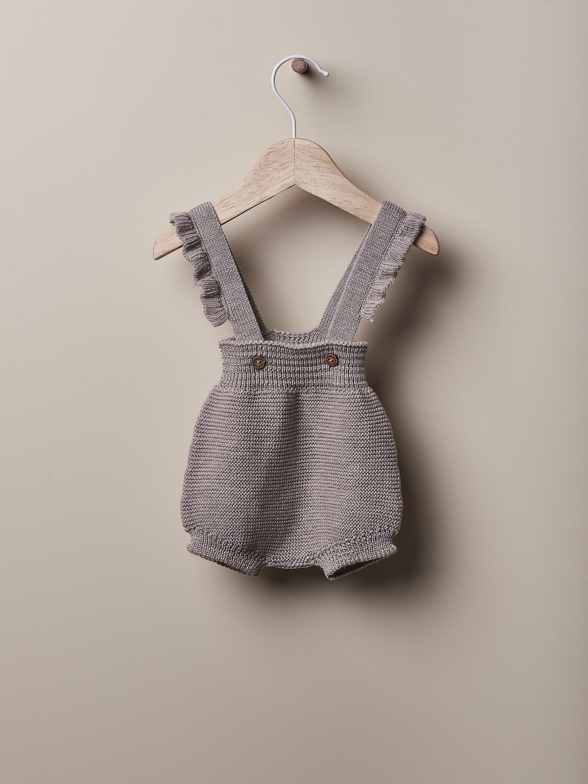 Fofo com alças de lã