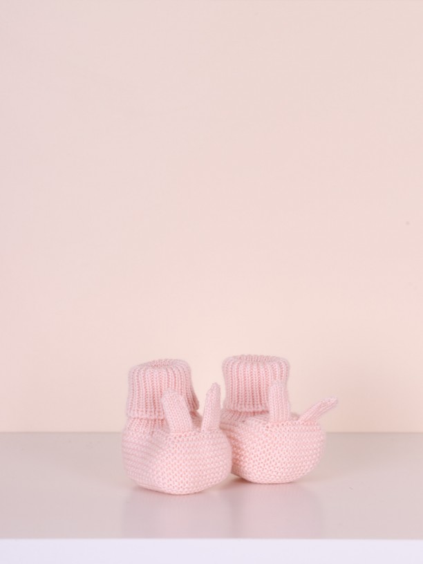 Knitted wool booties