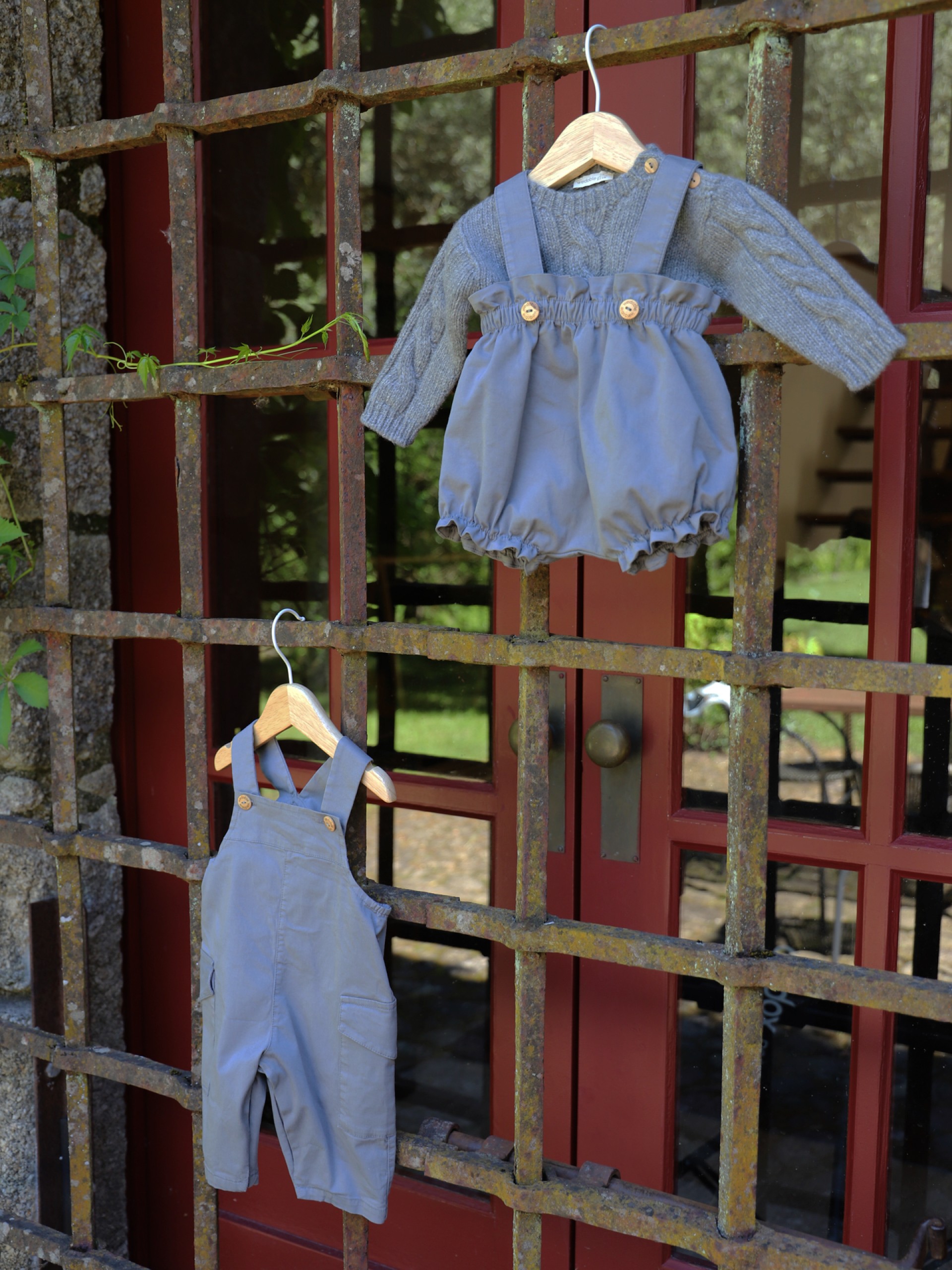 Fofo de alças de sarja