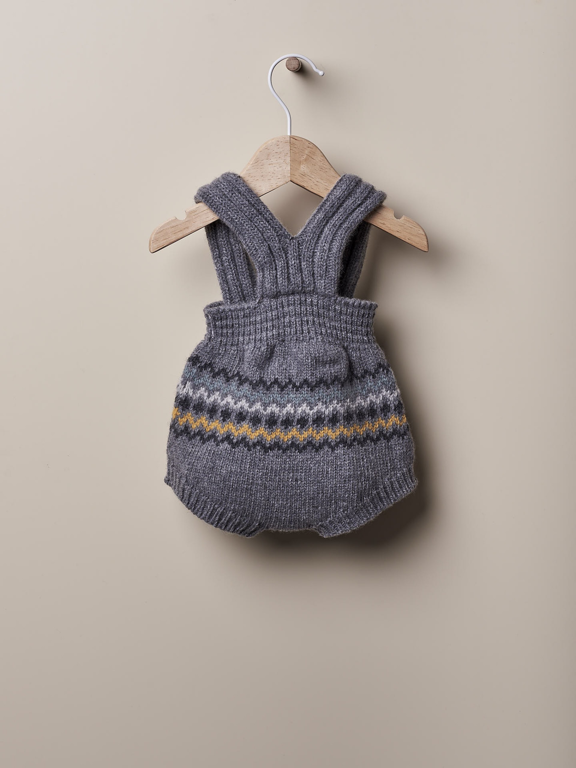 Fofo tricotado com alças