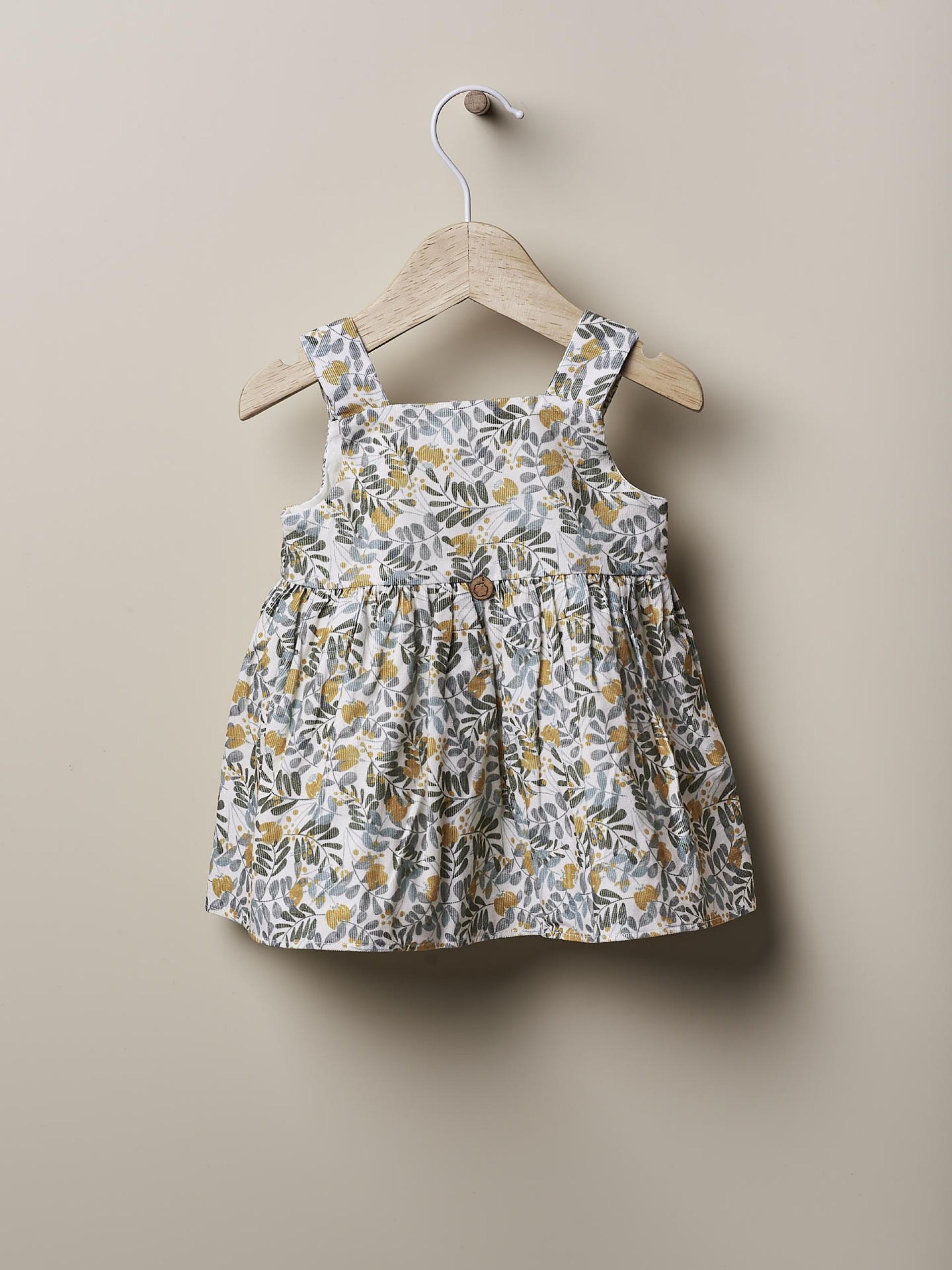 Shoulder straps dress