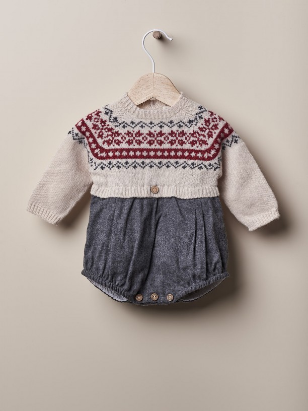 Knitted jacquard shortie