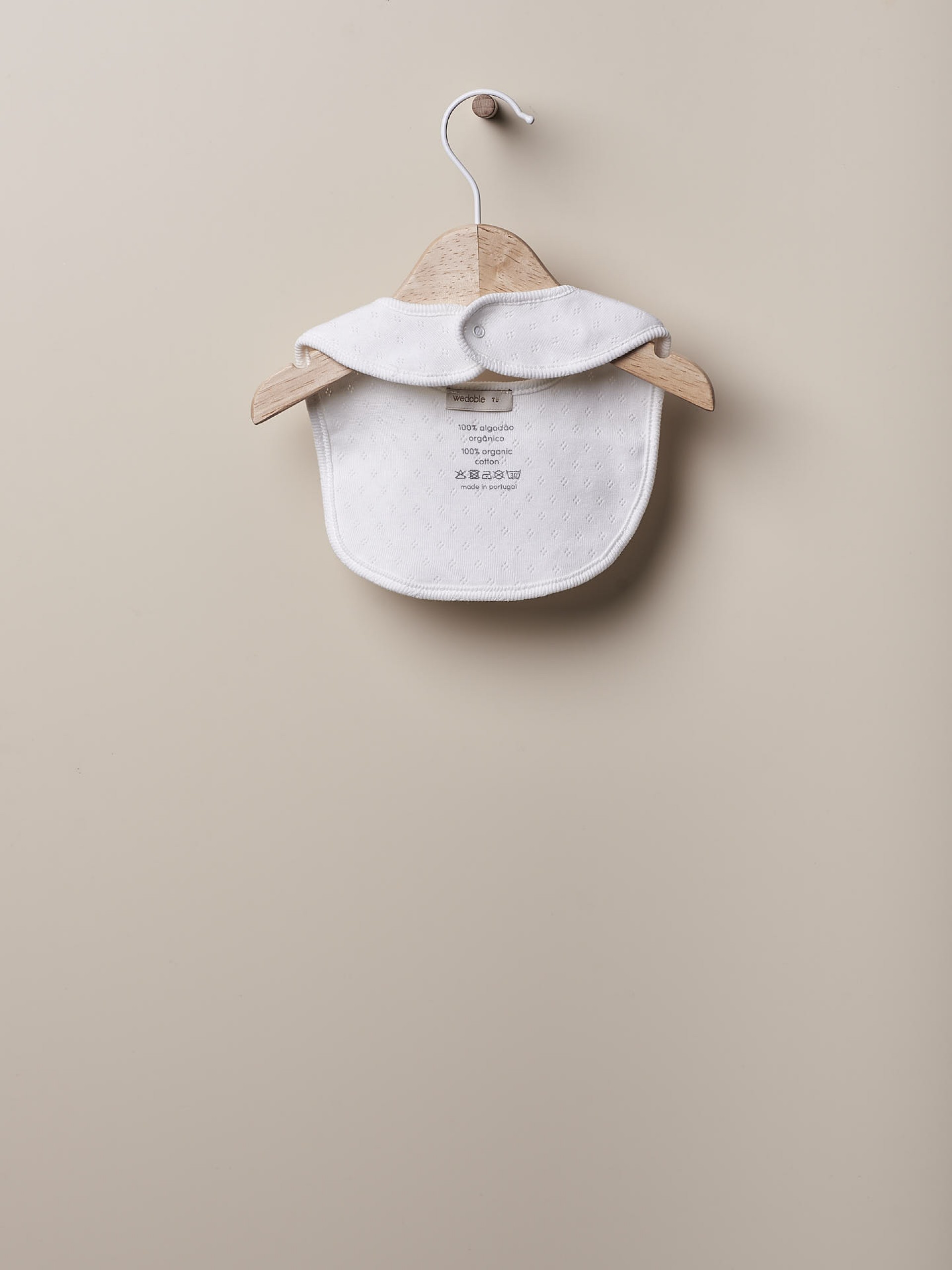 Baby bib in cotton