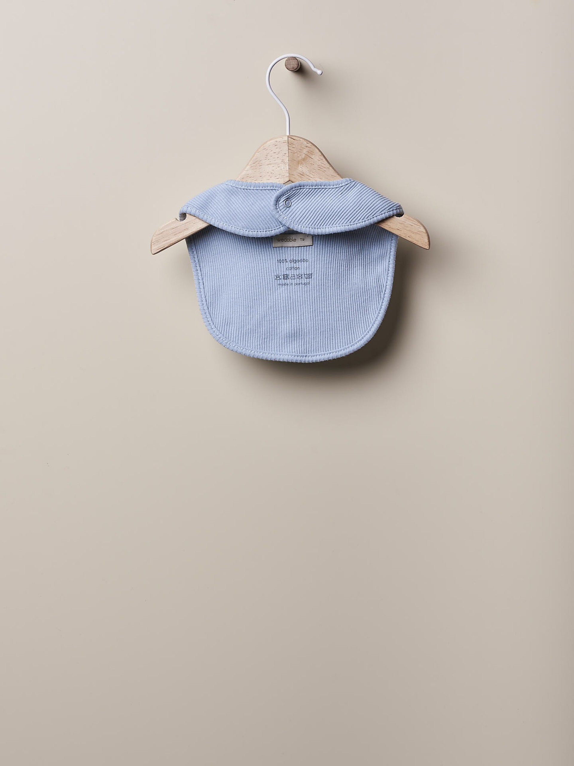 Babete de bebé em algodão