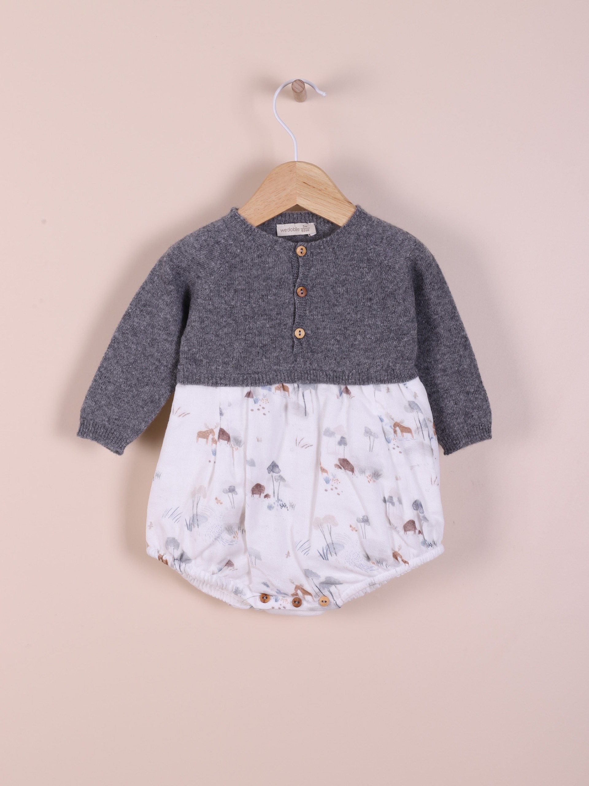 Knitted wool shortie