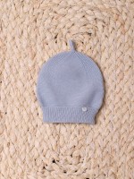 01 Soft blue