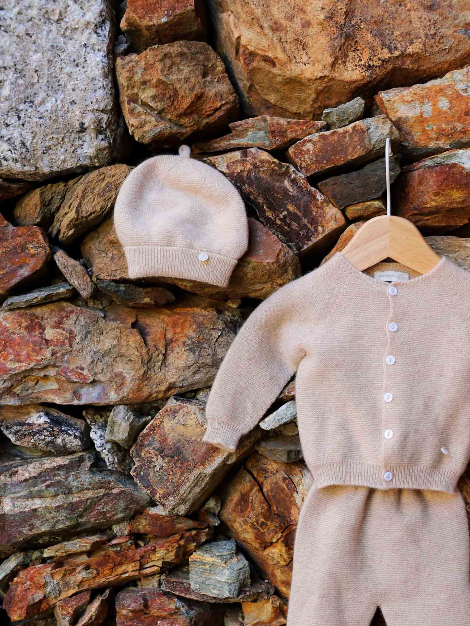 Knitted cashmere beanie