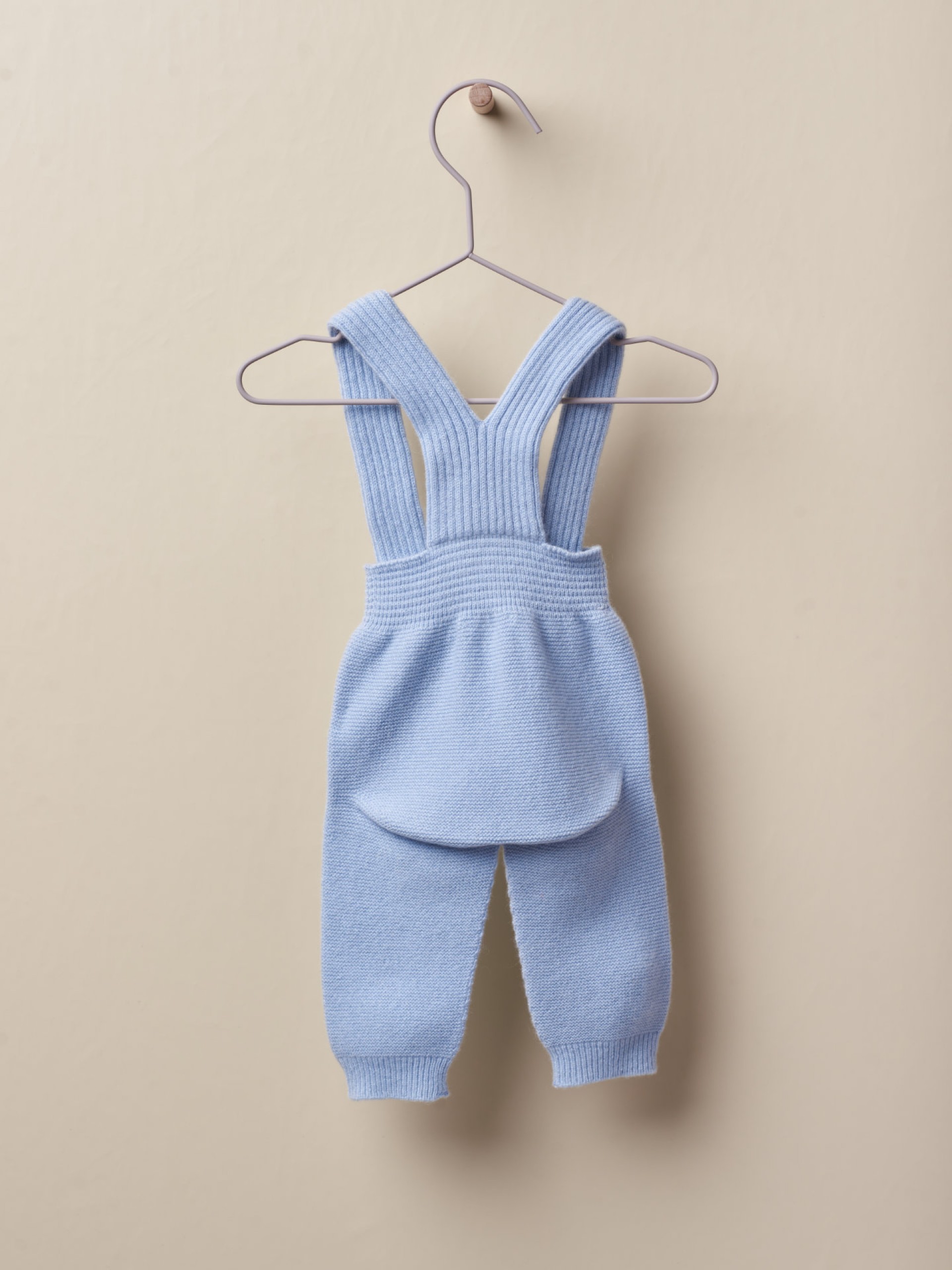 Knitted cashmere trousers