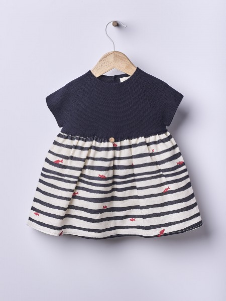 Dress with linen