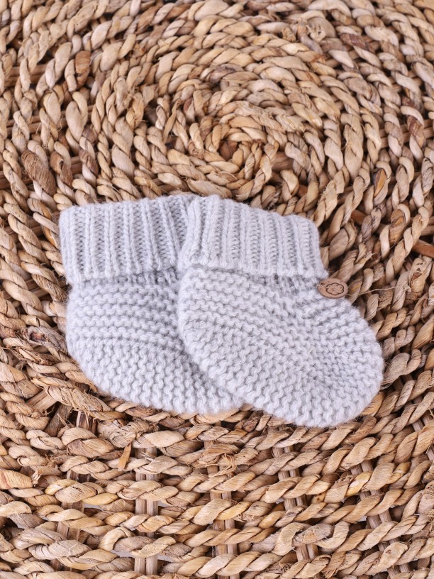 Knitted wool booties