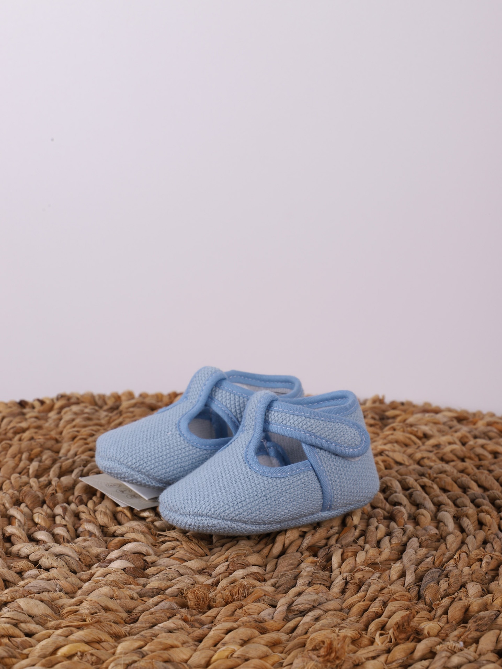 Canvas baby shoes
